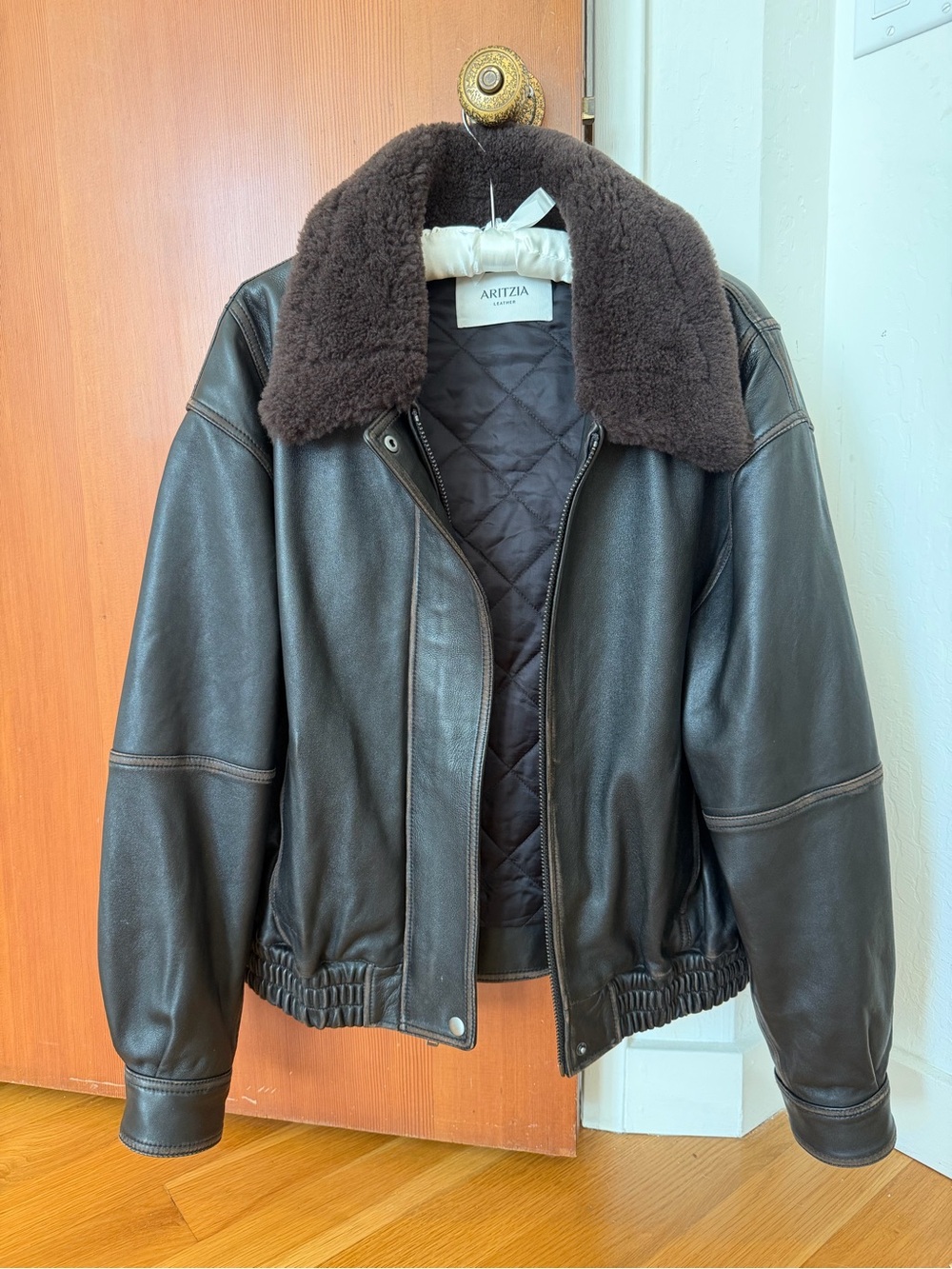 NWOT Aritzia Calle Leather Bomber Medium